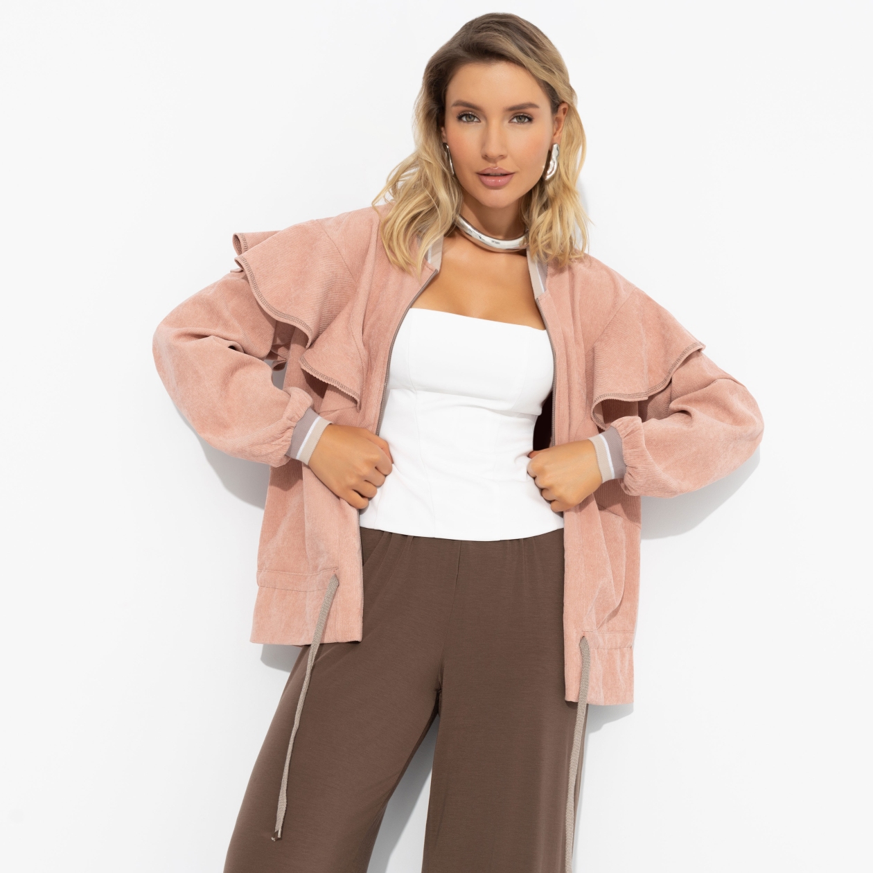 Бомбер Всё про неё. Состав: 50% хлопок, 45% п/э, 5% спандекс