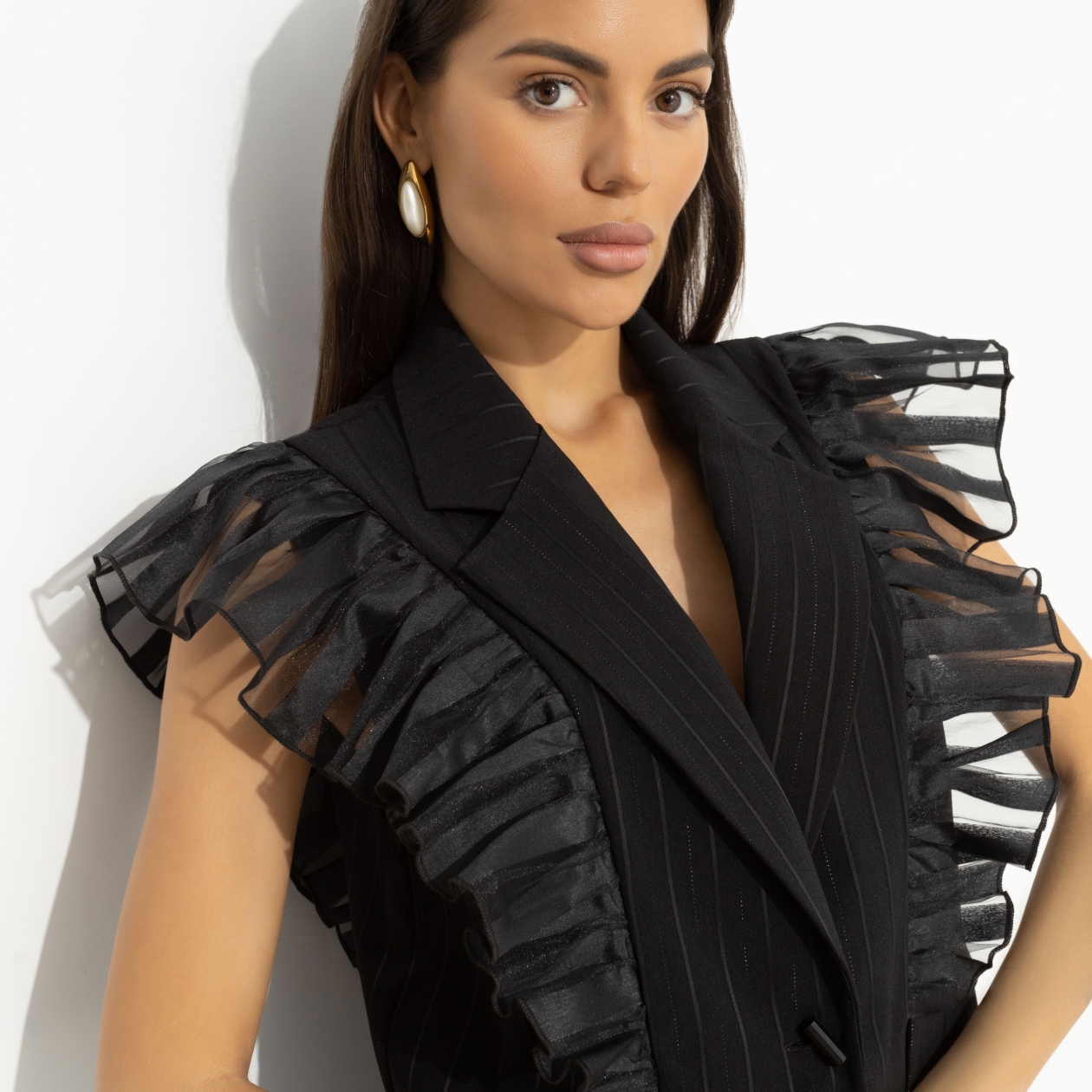 Это восторг (black). Состав: 65% п/э, 30% вискоза, 4% эластан, 1% мет. нить