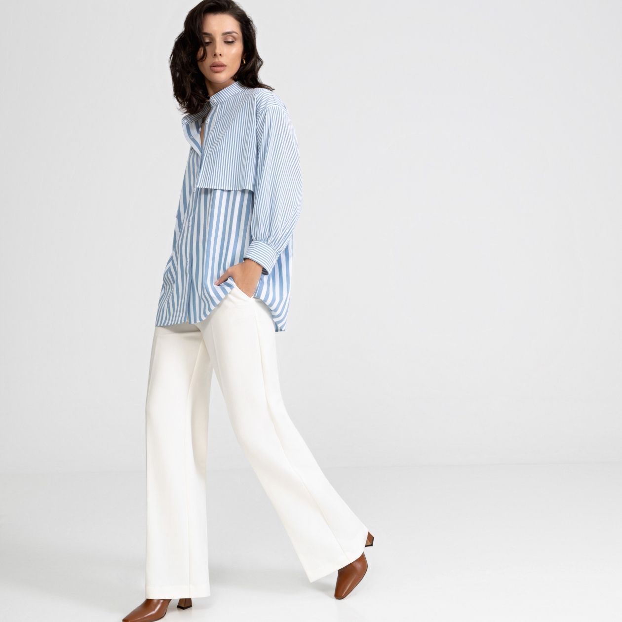 Вне конкуренции (beauty blue). Состав: 65% п/э, 30% вискоза, 5% спандекс