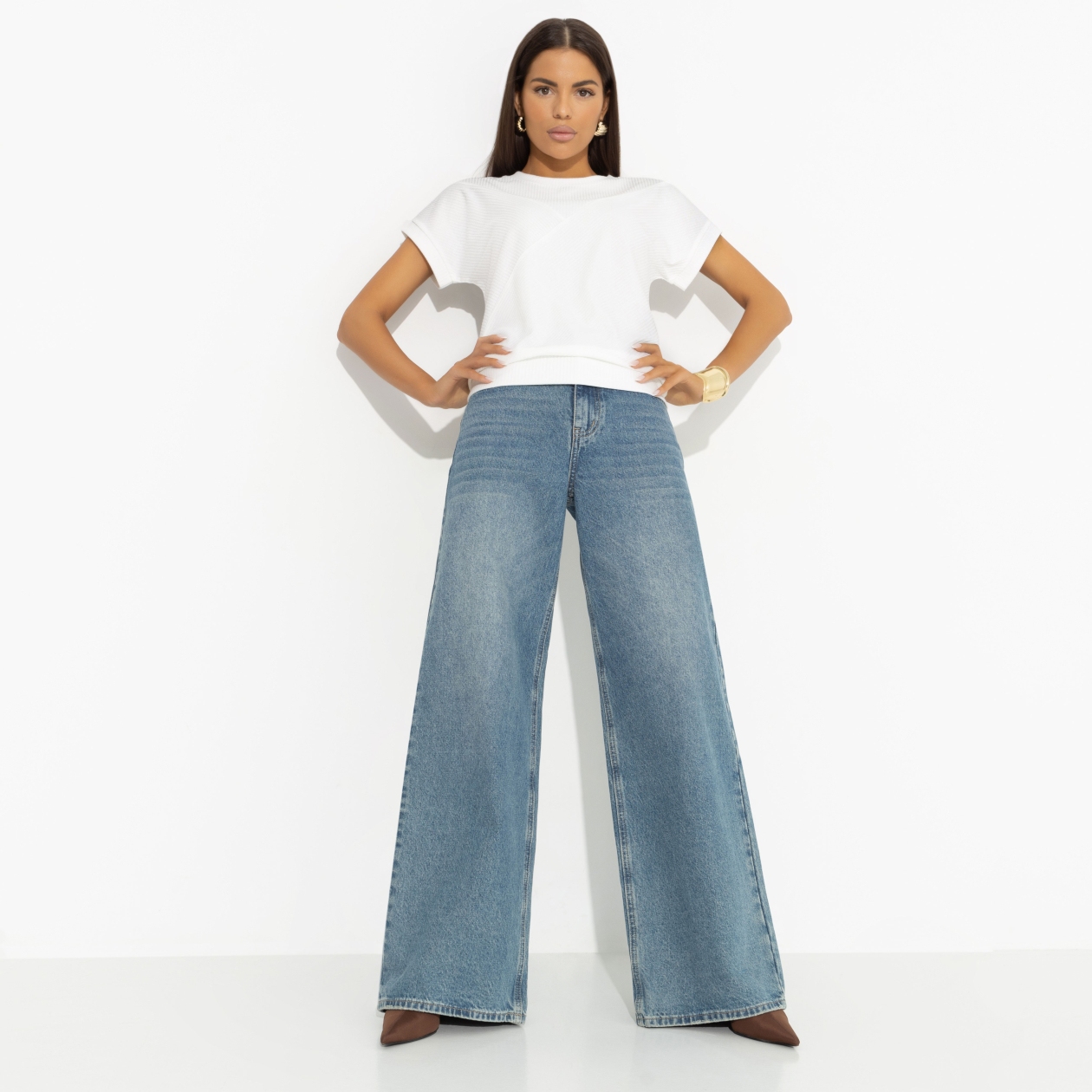 Футболка Искусство строить глазки . Состав: 65% п/э, 30% вискоза, 5% спандекс