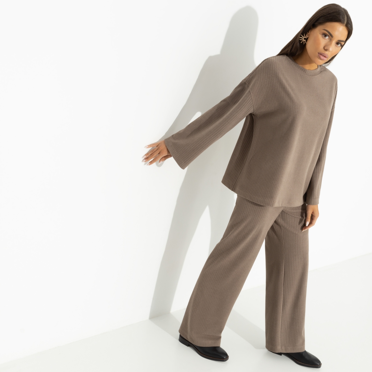 Лонгслив Приду во снах (new). Состав: 40% п/э, 35% вискоза, 20% акрил, 5% спандекс