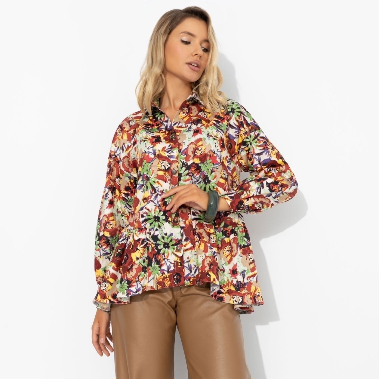 Рубашка Эстетика во всем (цветочная). Состав: 65% хлопок, 30% п/э, 5% лайкра