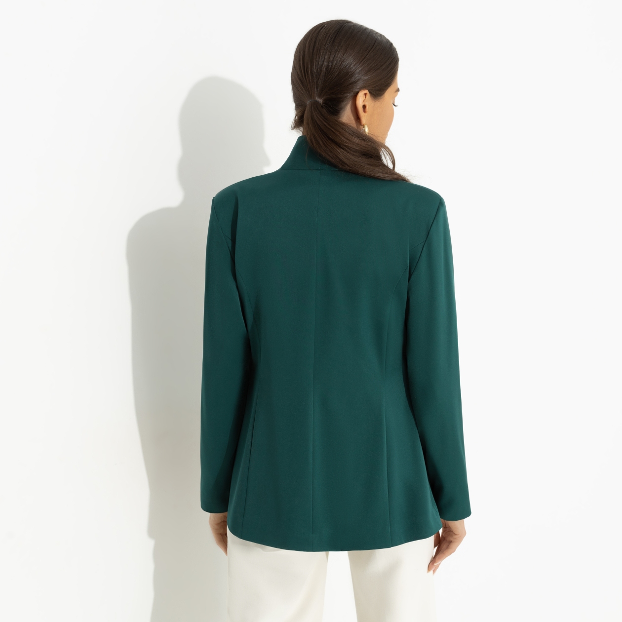 Жакет Дерзкий силуэт (зелёный). Состав: 65% п/э, 30% вискоза, 5% эластан