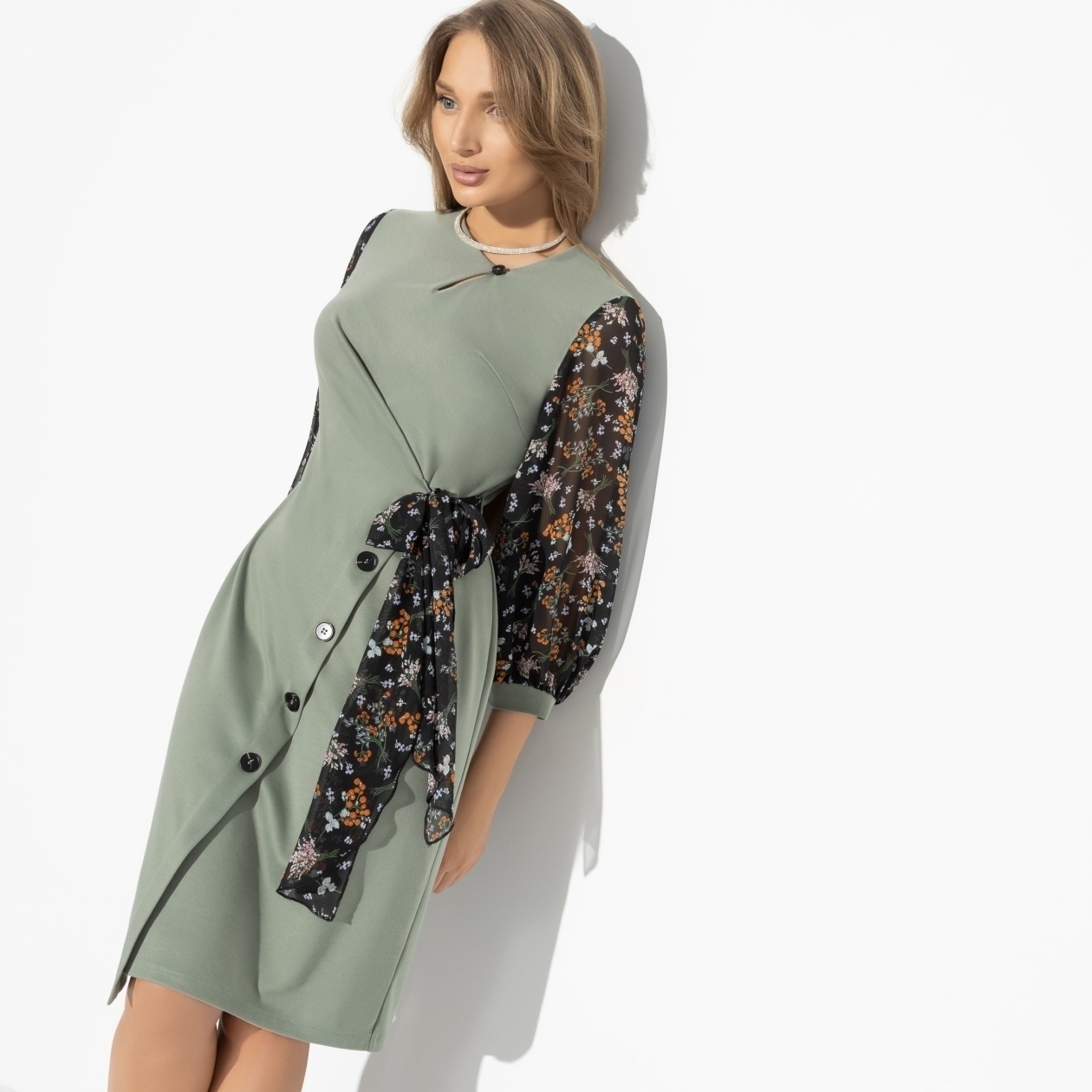 Платье Мой спектакль (феерия). Состав: 65% п/э, 30% вискоза, 5% спандекс