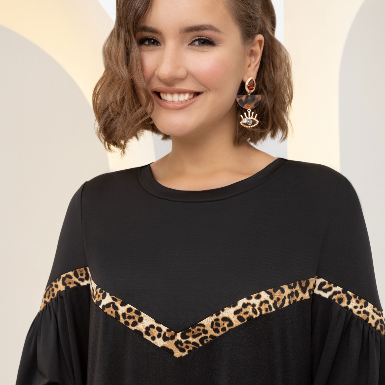 Платье Главные акценты. Состав: 95% п/э, 5% эластан