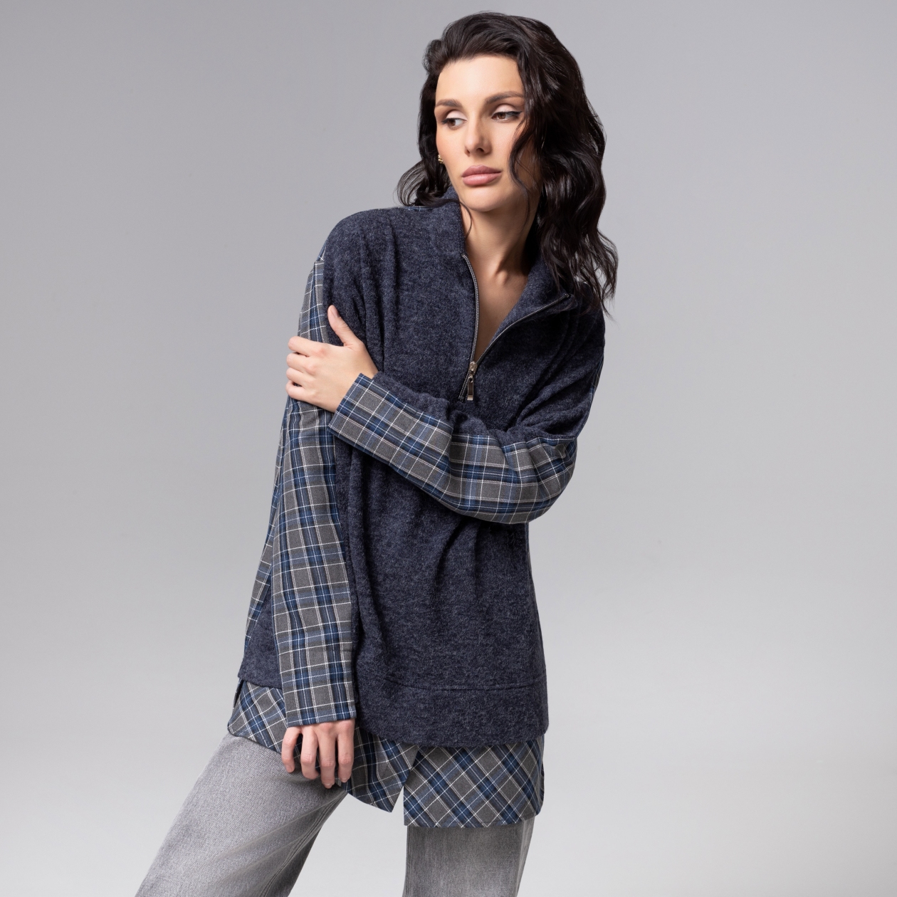 Путешествие начинается (синяя туманность). Состав: 65% п/э, 15% ангора, 15% акрил, 5% спандекс