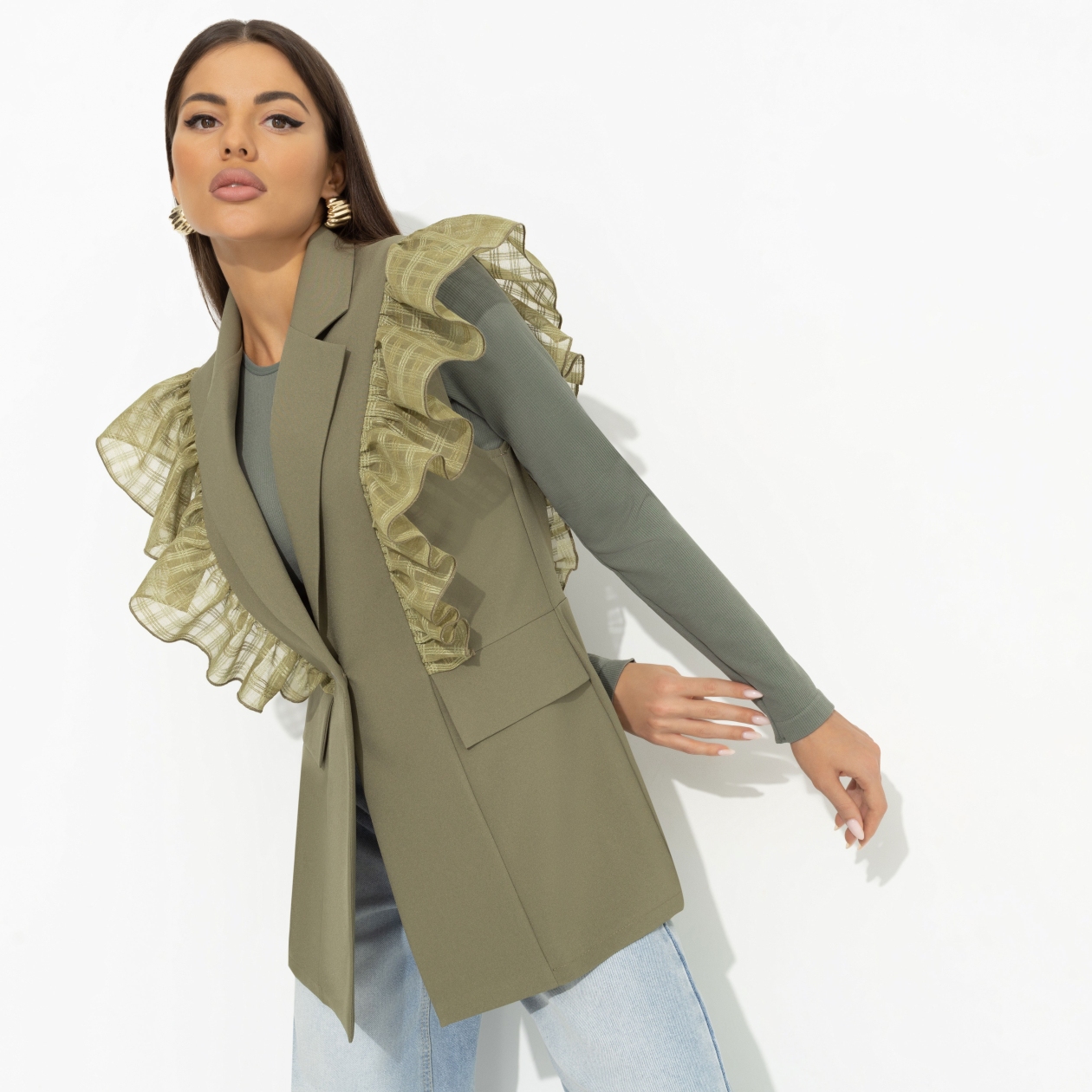 Это восторг (dark green). Состав: 100% п/э