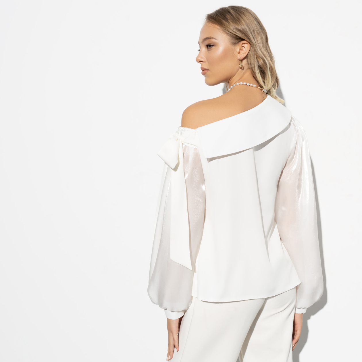 Блуза Стиль звезды (роскошь). Состав: 95% п/э, 5% эластан