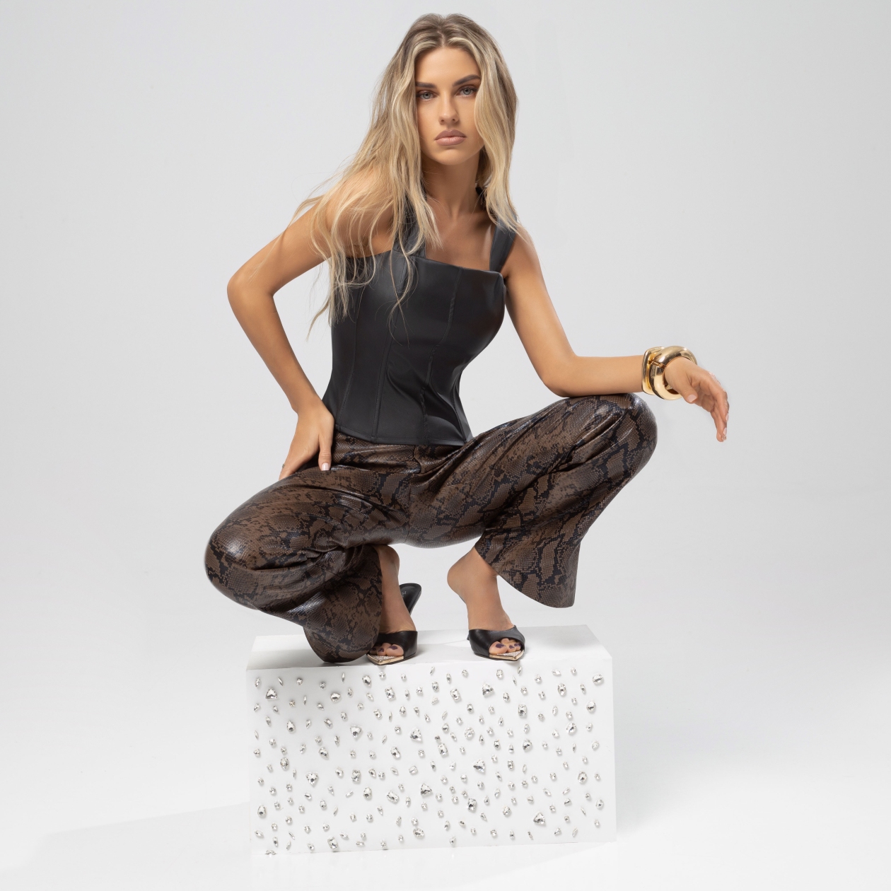 В моей власти. Купить женский Топ оптом от производителя.