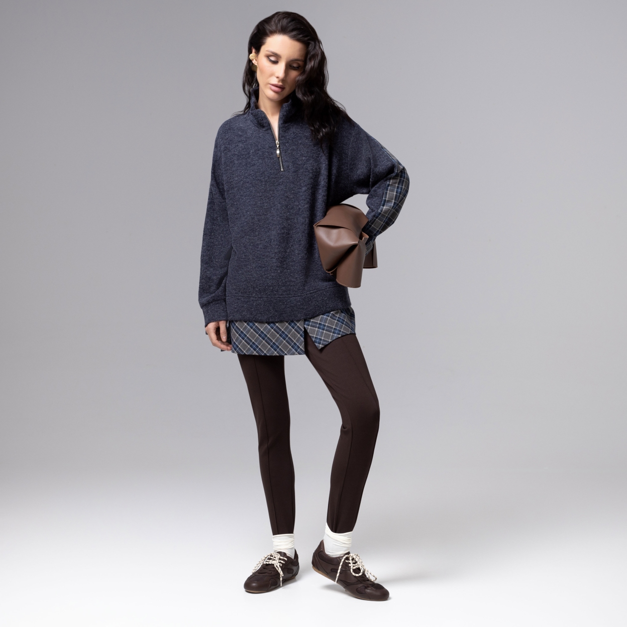 Путешествие начинается (синяя туманность). Состав: 65% п/э, 15% ангора, 15% акрил, 5% спандекс