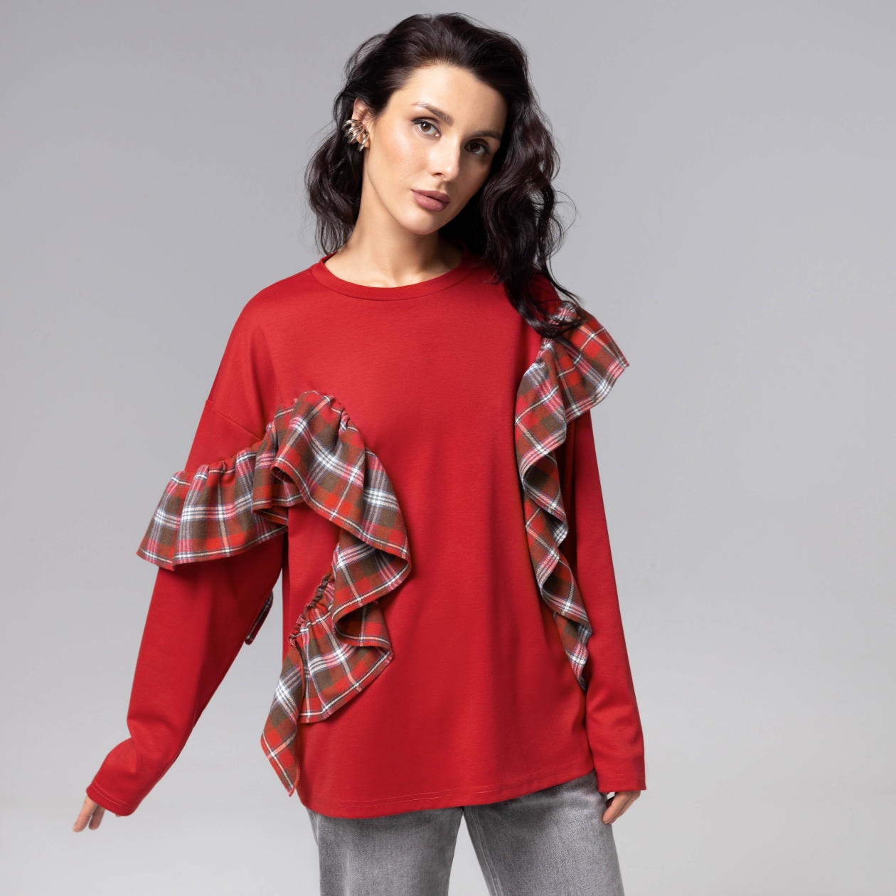 Лонгслив Гардеробная магия (красный). Состав: 55% полиэстер, 30% вискоза, 10% хлопок, 5% спандекс