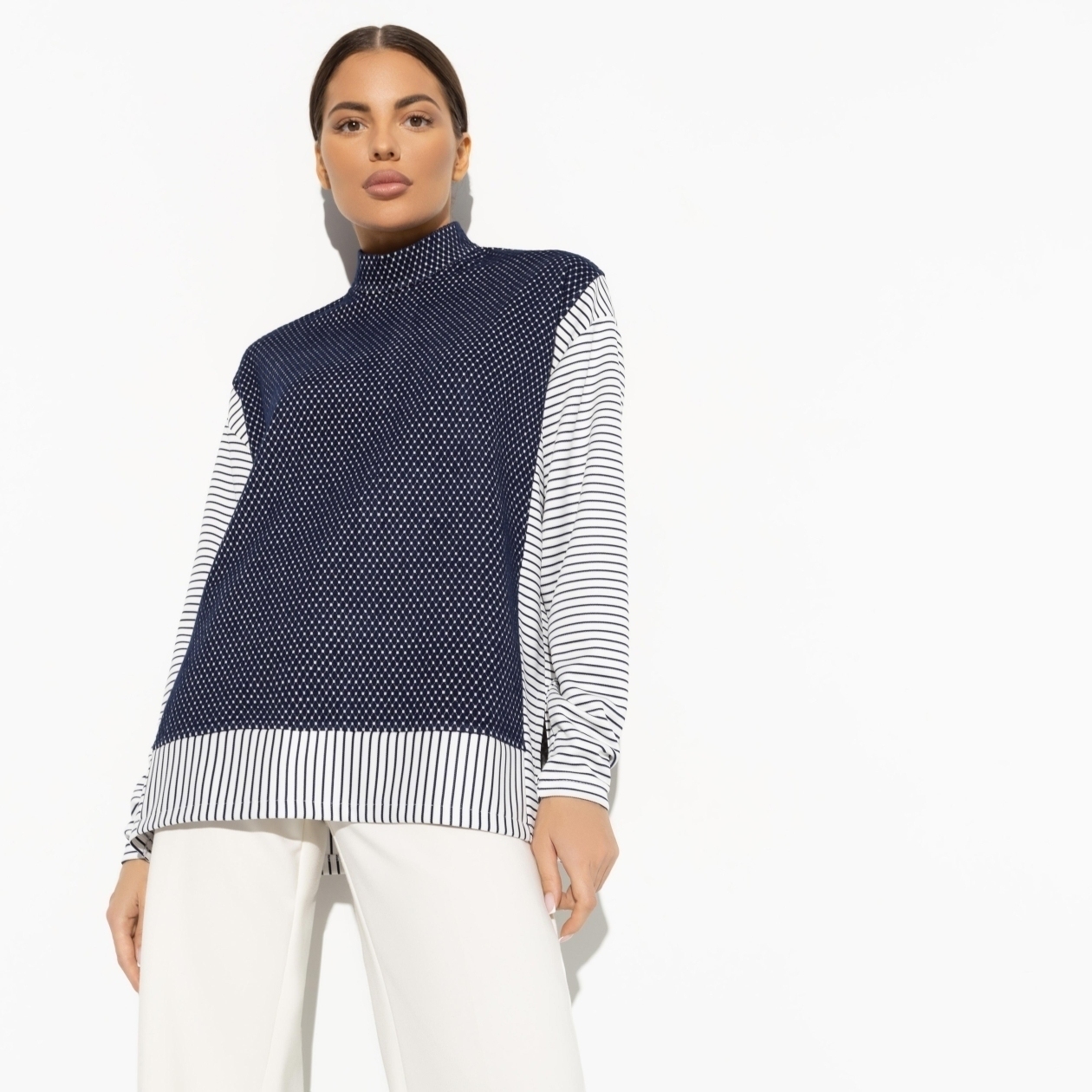 Туника Невероятное притяжение (office). Состав: 65% п/э, 30% вискоза, 5% спандекс