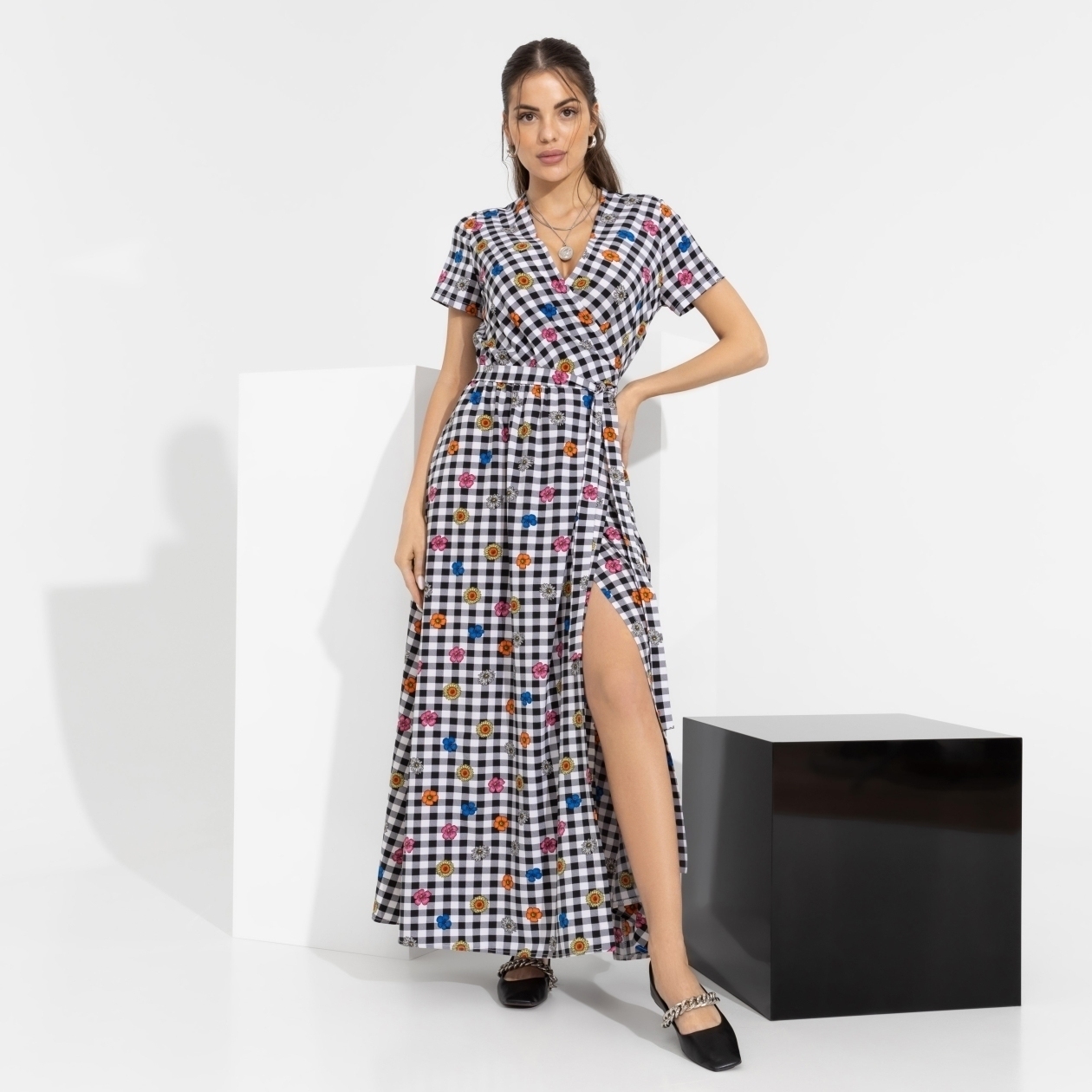 Платье Волшебное влияние. Состав: 95% полиэстер, 5% спандекс