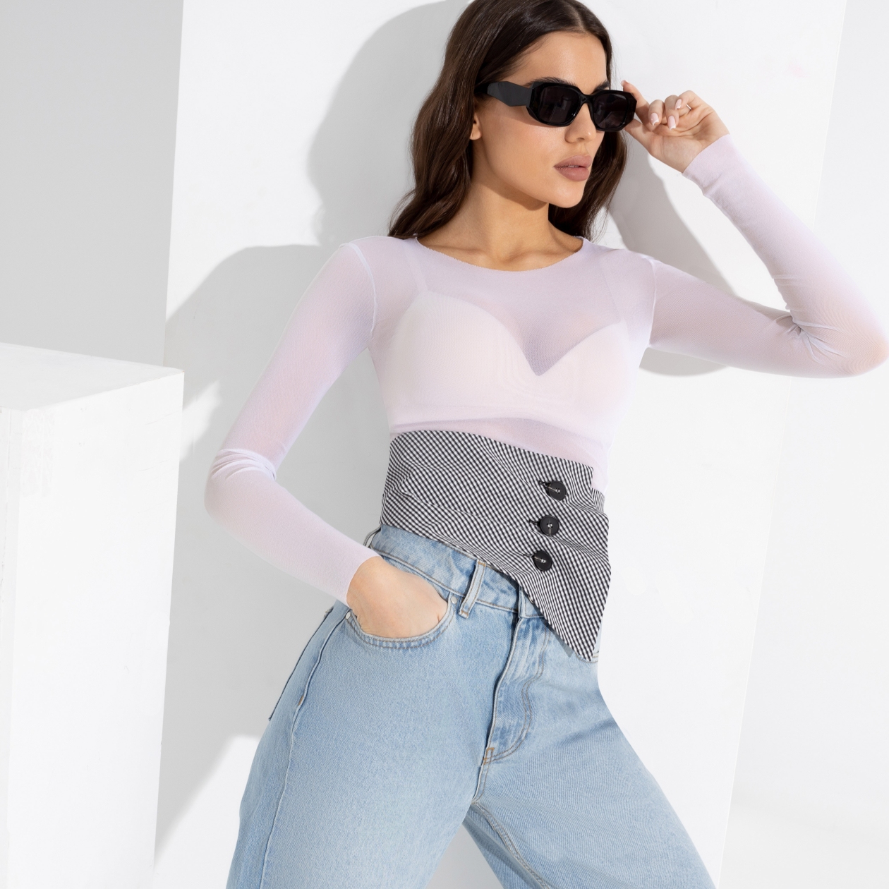 Фэшн-элемент (стайл). Состав: 65% п/э, 30% вискоза, 5% спандекс