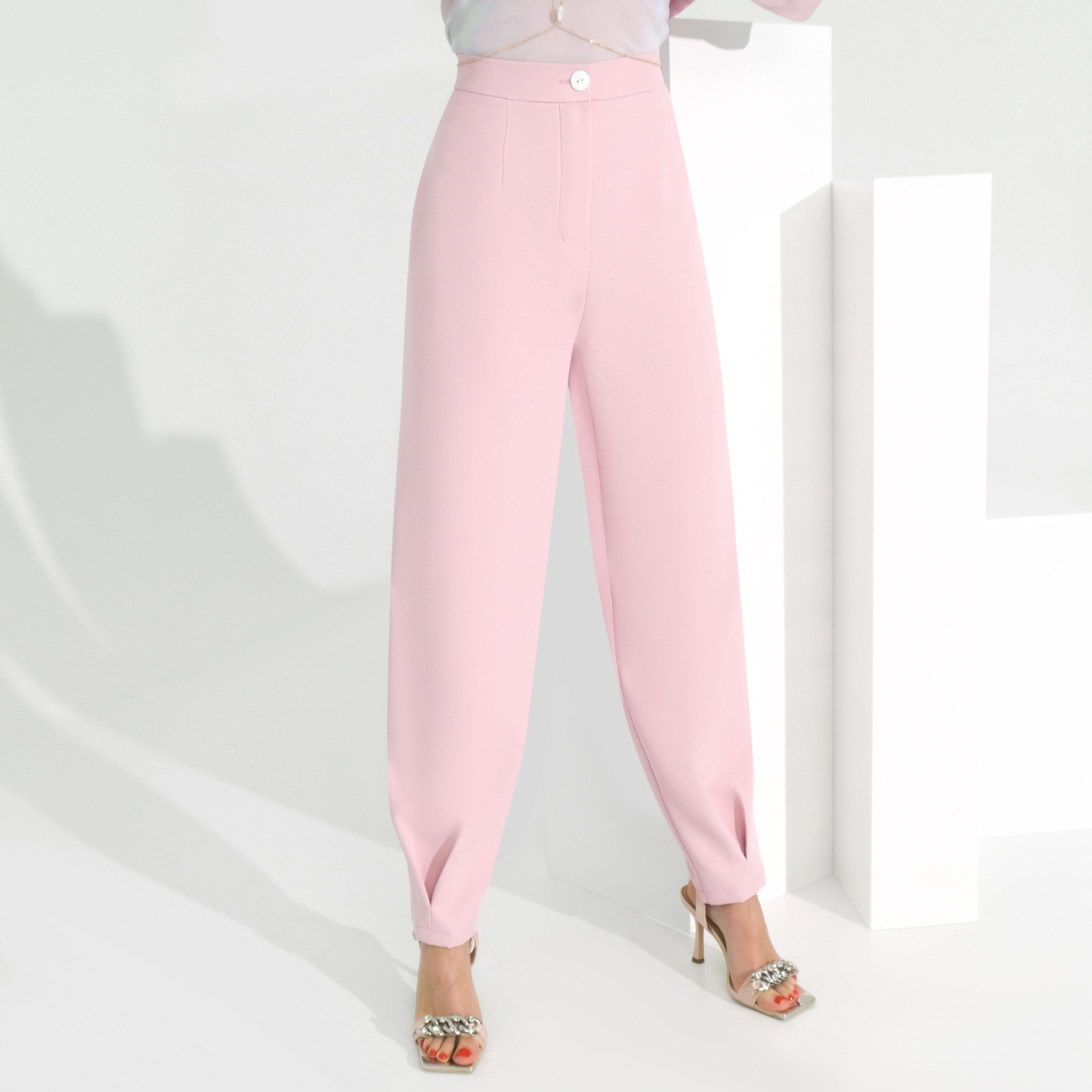 Брюки Яркая база (magic rose). Состав: 60% п/э, 37% вискоза, 3% спандекс