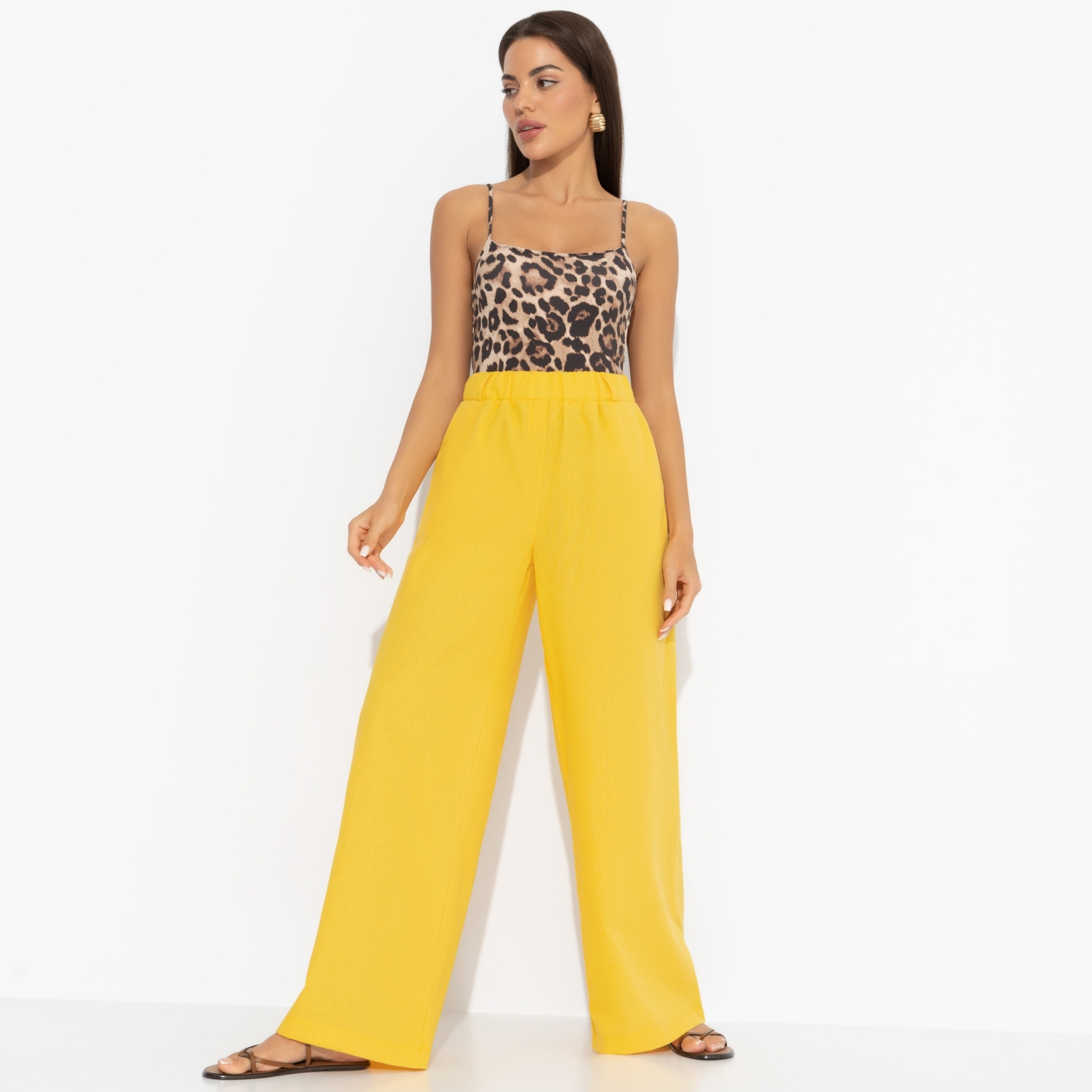 Брюки Легкость льна (желтые). Состав: 65% лен, 35% п/э