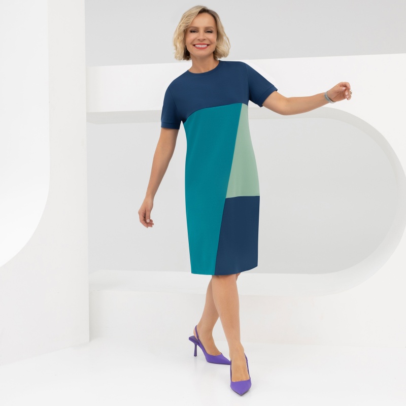 Платье Твое пространство. Состав: 95% п/э, 5% спандекс