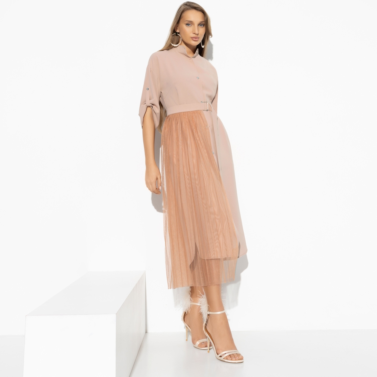 Платье-рубашка Изящный облик (гламур, с баской). Состав: 95% п/э, 5% спандекс