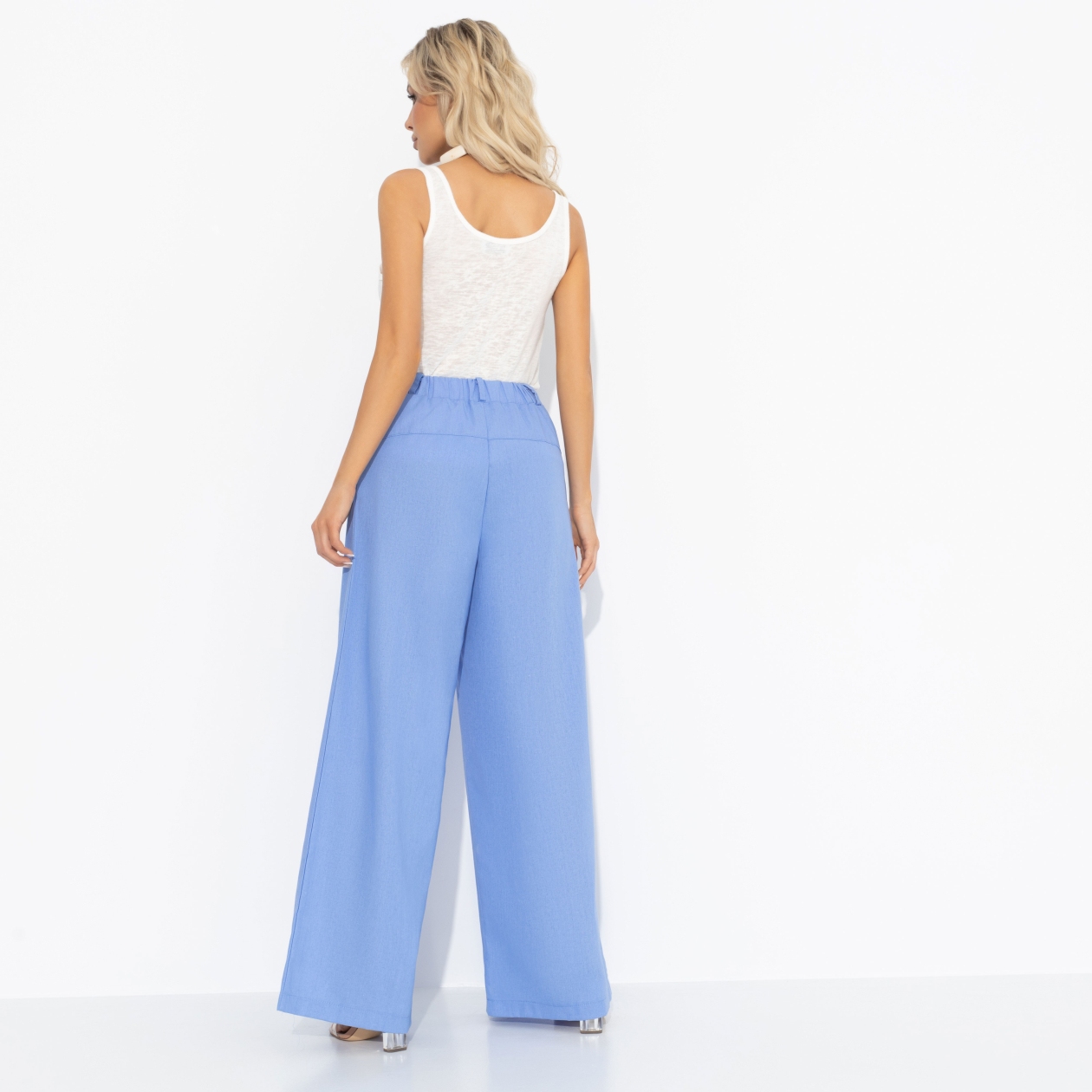 Брюки Легкость льна (голубые). Состав: 65% лен, 35% п/э