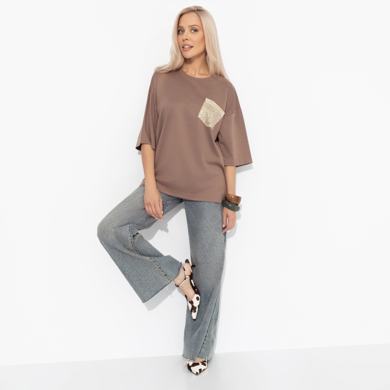 Футболка Красиво живу. Состав: 65% полиэстер, 30% вискоза, 5% стрейч