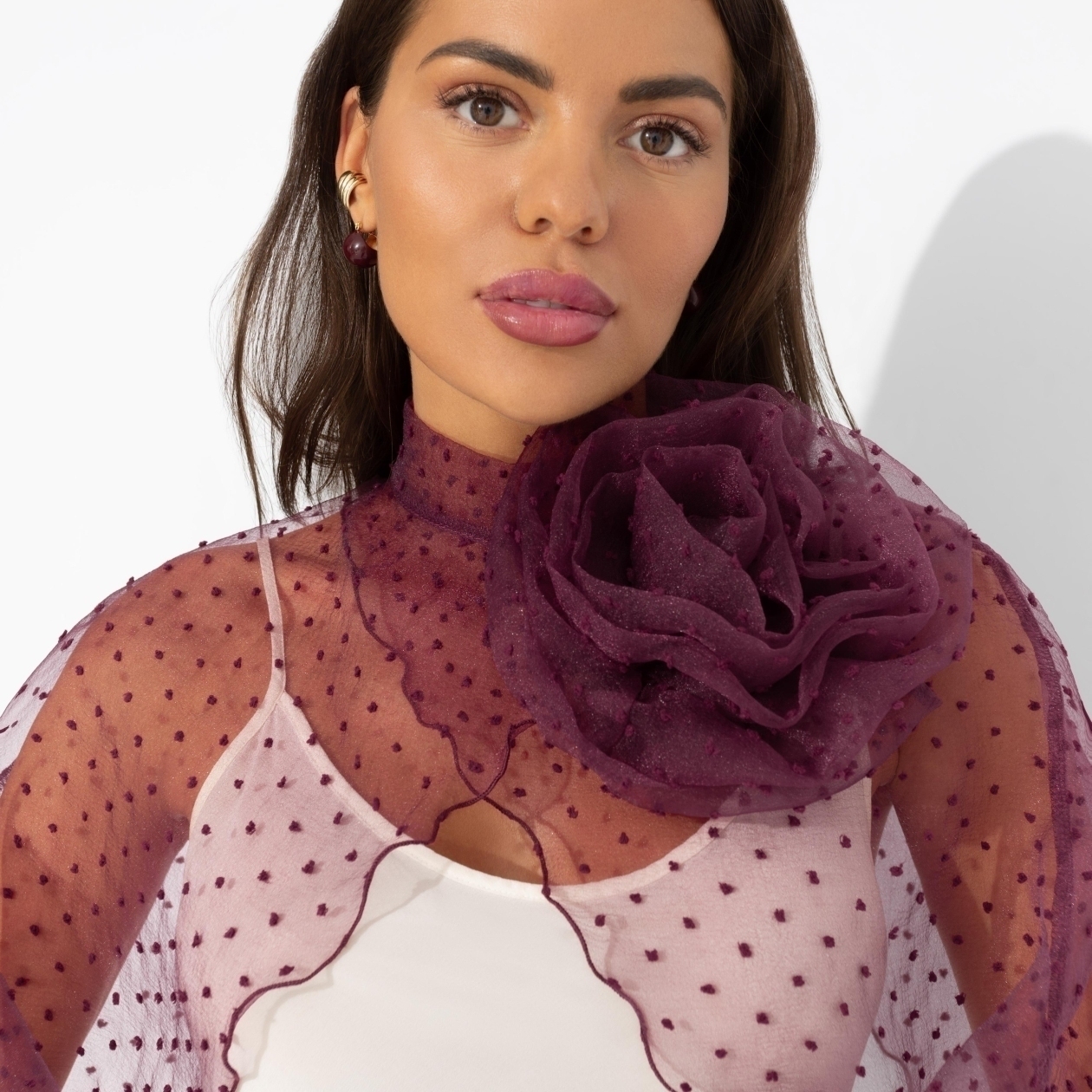 Болеро Деловой взгляд (бордовое, с брошкой). Состав: 100% полиэстер