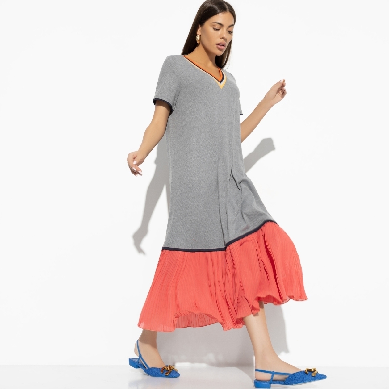 Платье Изнежена вниманием (грэй). Состав: 65% п/э, 30% вискоза, 5% спандекс