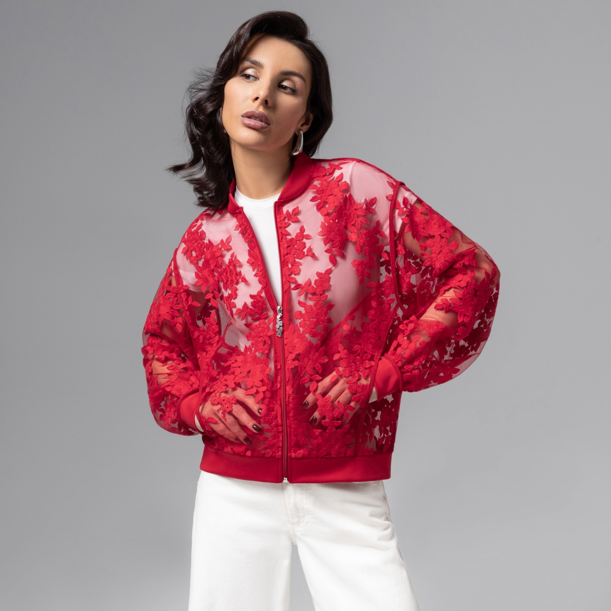 Бомбер Секрет смелости (красный). Состав: 65% хлопок, 20% нейлон, 13% вискоза, 2% спандекс