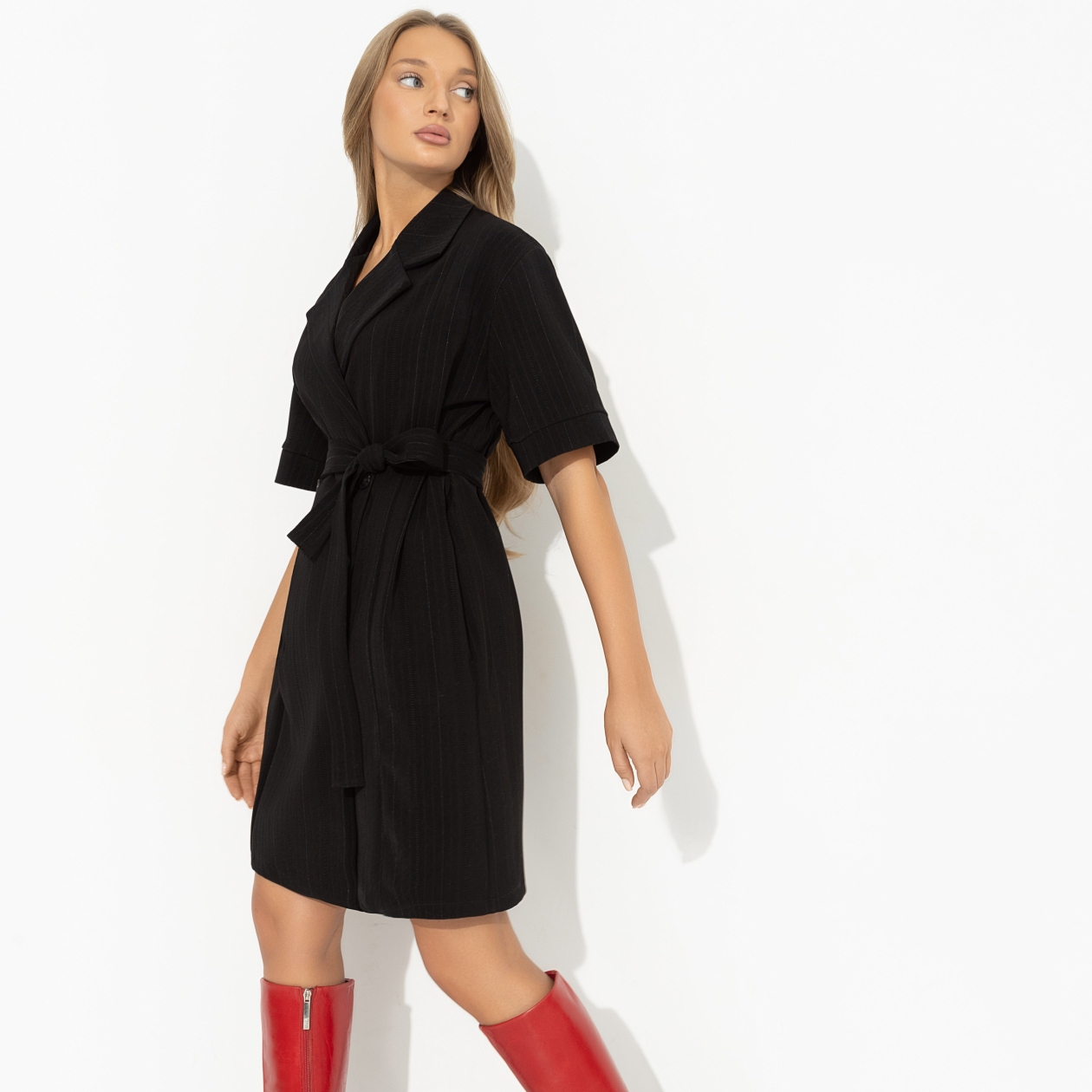 Платье Идеальный пример (black). Состав: 92% полиэстер, 6% вискоза, 2% спандекс