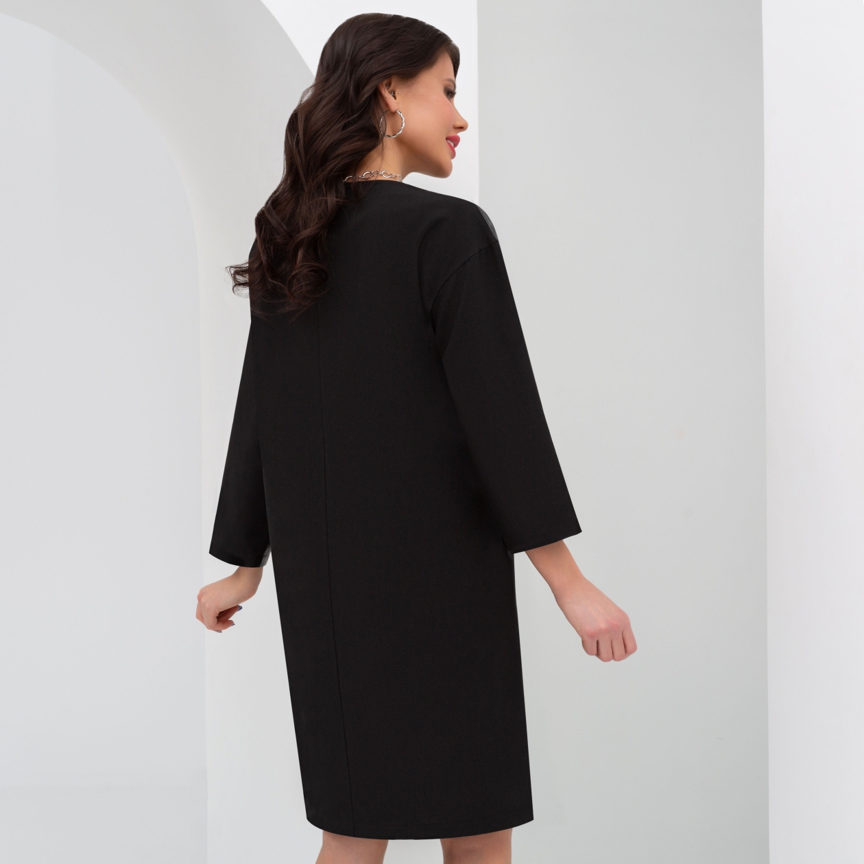 Платье Свободный полет (блэк, с поясом). Состав: 70% п/э, 30% вискоза