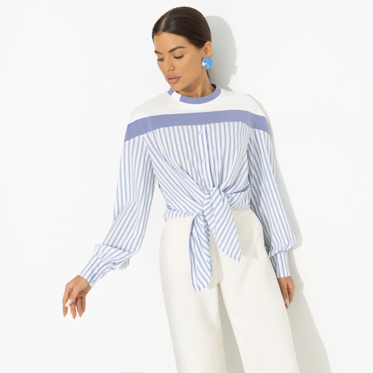 Всплеск эмоций (blue). Состав: 85% полиэстер, 10% вискоза, 3% эластан, 2% нейлон