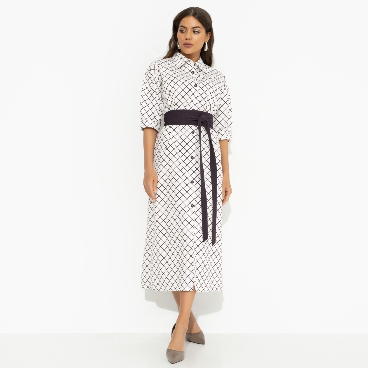 Платье-рубашка Гипнотический минимализм (с поясом). Состав: 55% полиэстер, 40% хлопок, 5% спандекс