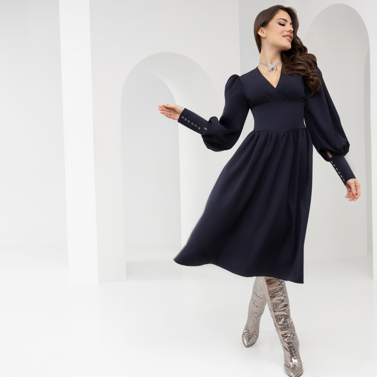 Платье Магнит для взглядов. Состав: 65% п/э, 30% вискоза, 5% эластан