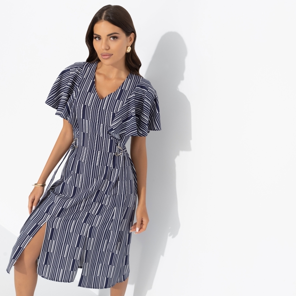 Платье Мода без компромиссов. Состав: 95% п/э, 5% эластан