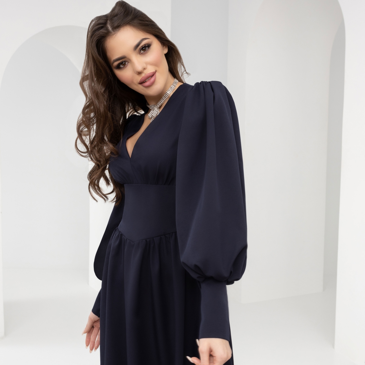 Платье Магнит для взглядов. Состав: 65% п/э, 30% вискоза, 5% эластан