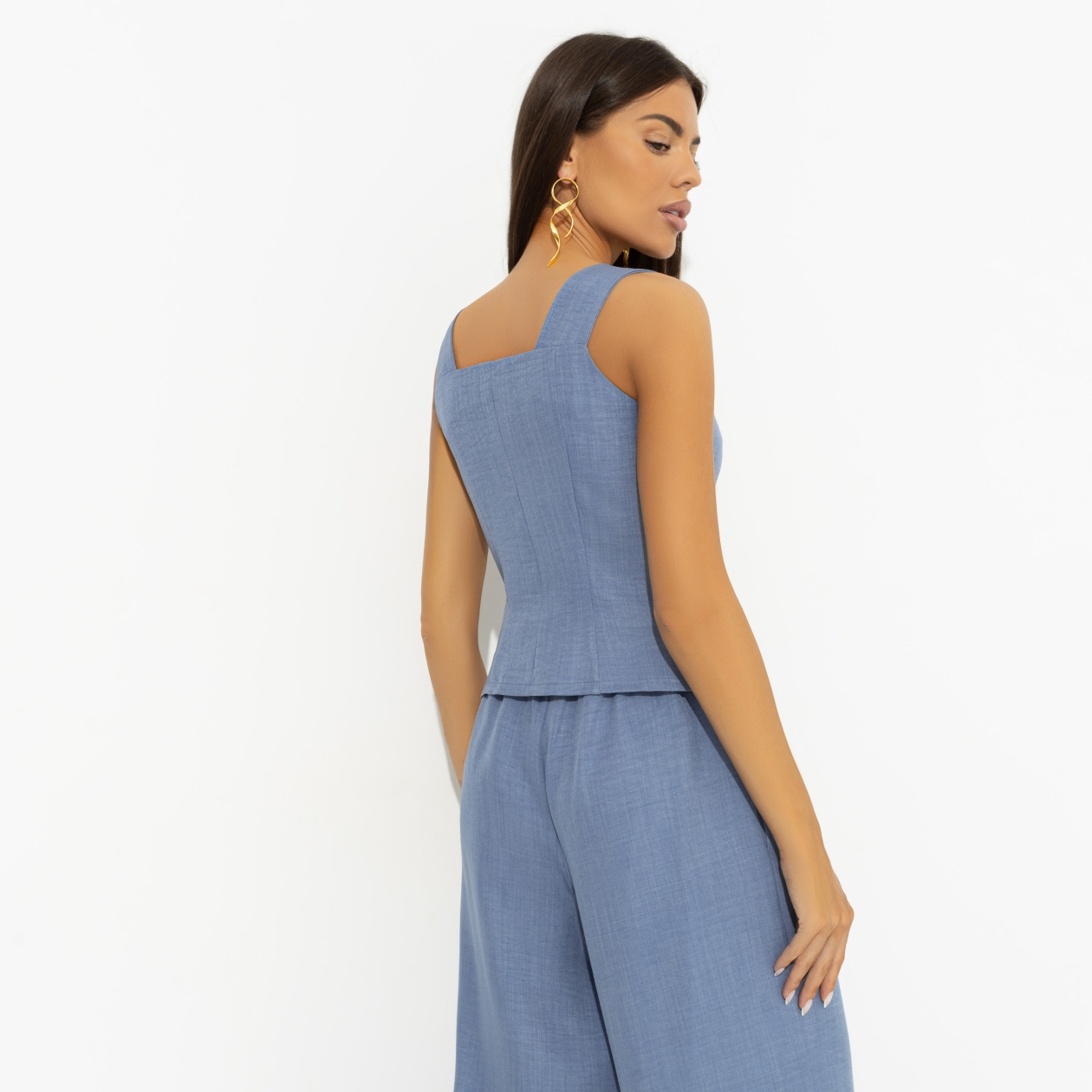 Безупречный силуэт (пасмурное небо). Купить женский Топ оптом от производителя.