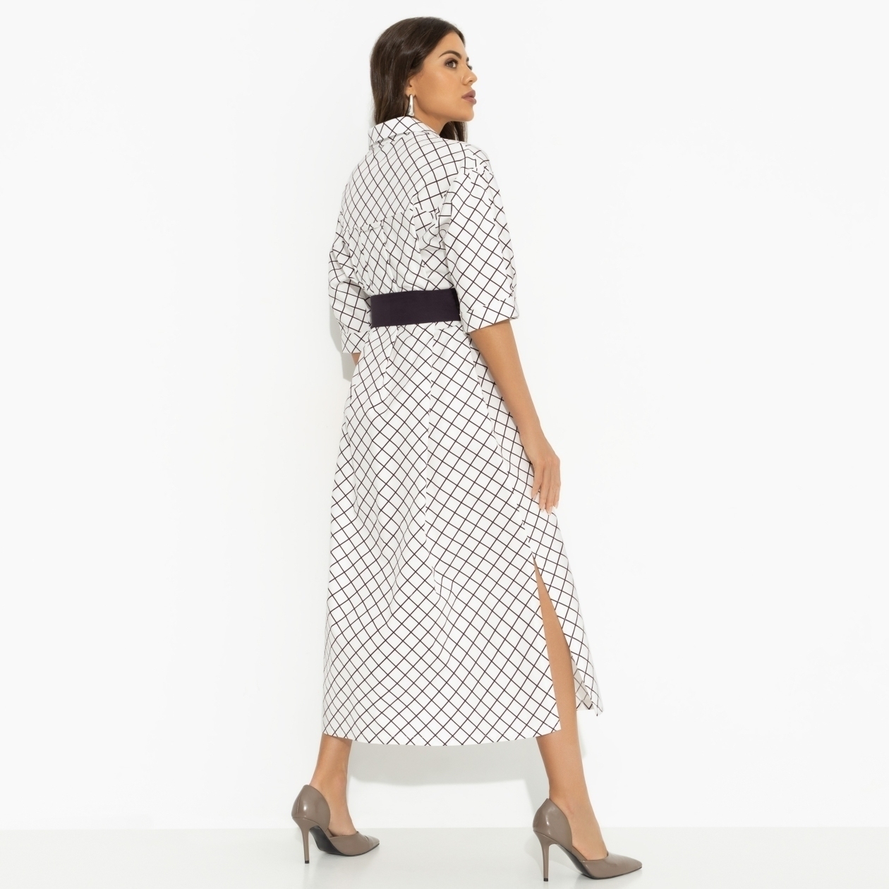 Платье-рубашка Гипнотический минимализм (с поясом). Состав: 55% полиэстер, 40% хлопок, 5% спандекс