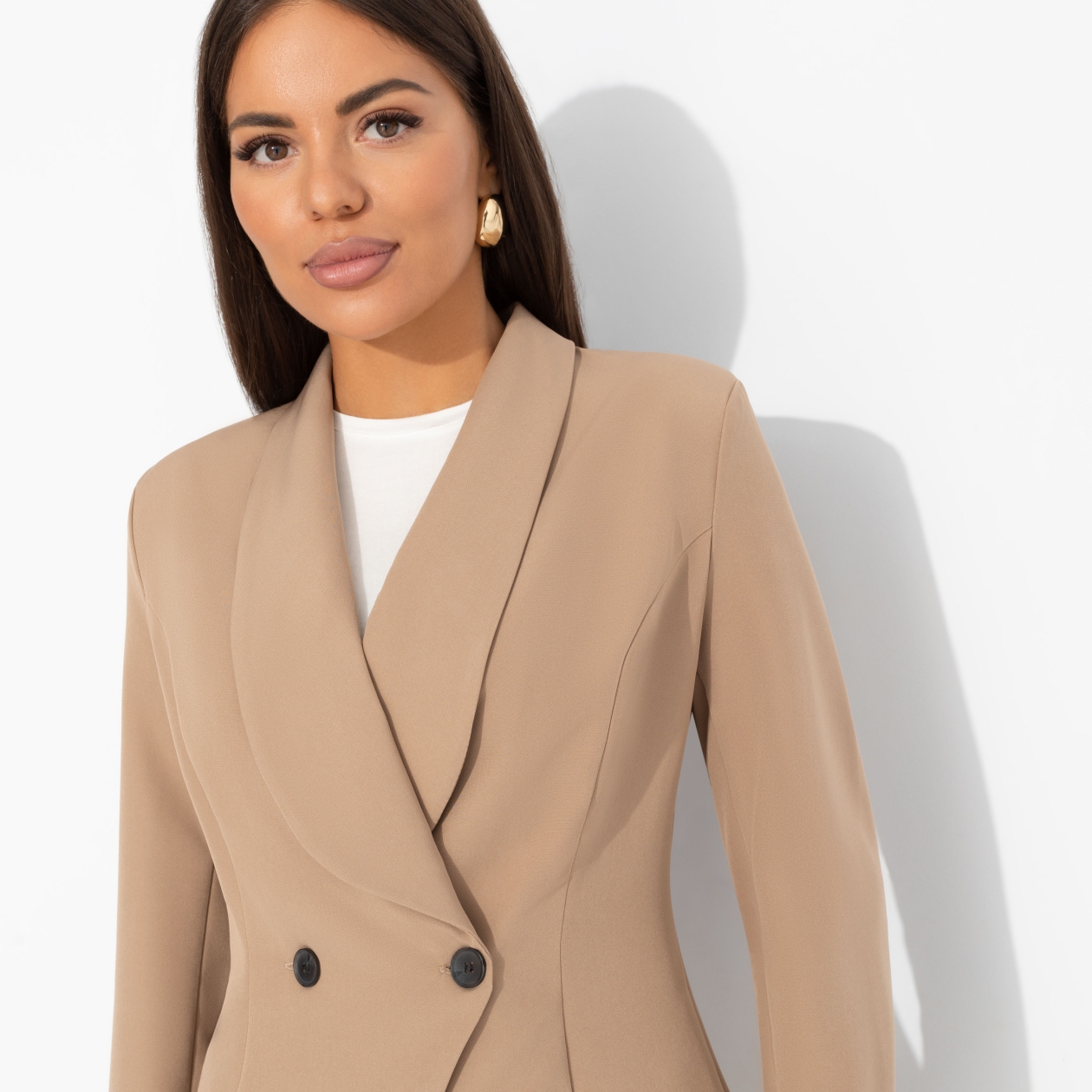 Жакет Невероятно прекрасна (biege). Состав: 60% полиэстер, 37% вискоза, 3% спандекс