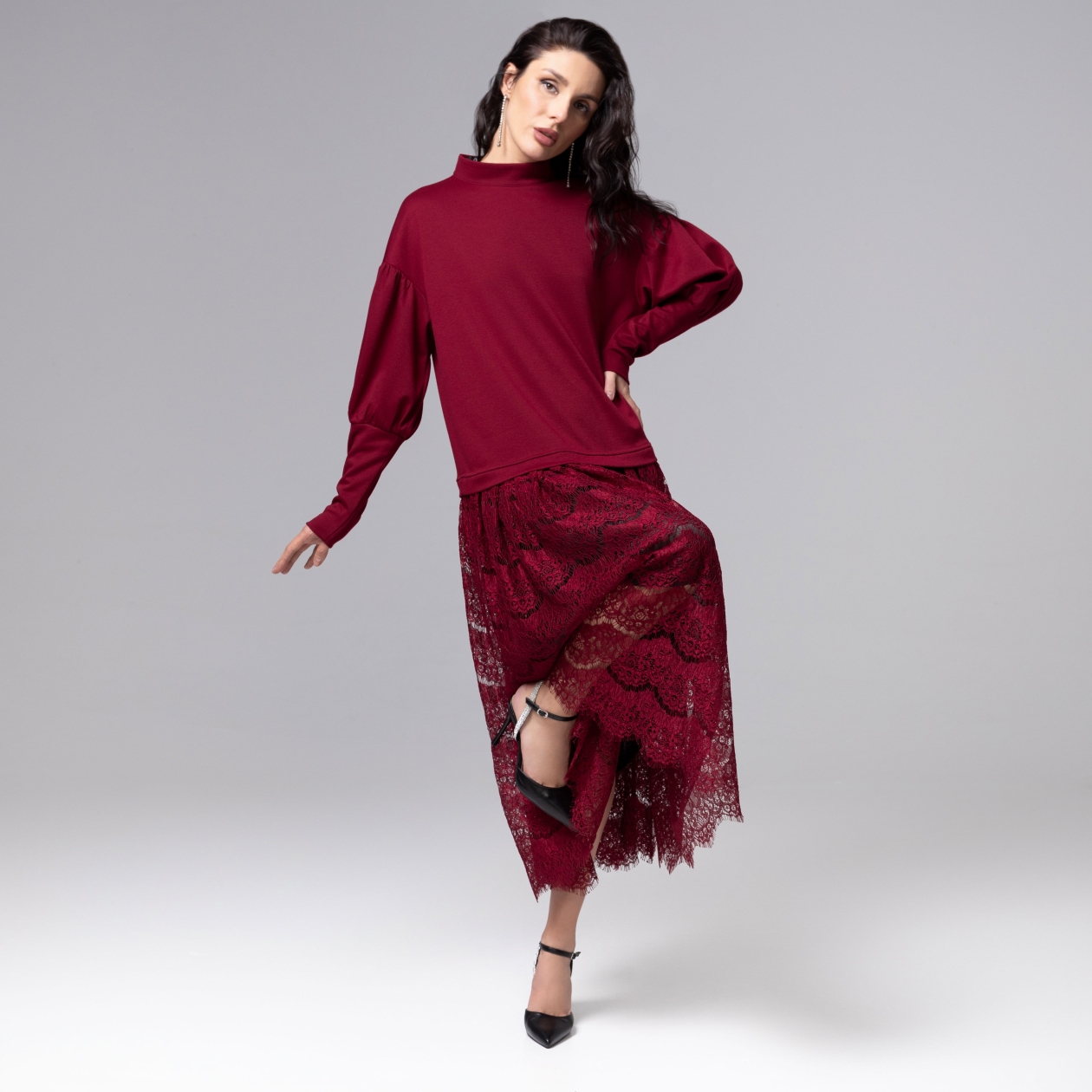 Платье История в кружевах (бордо). Состав: 65% полиэстер, 30% вискоза, 5% спандекс