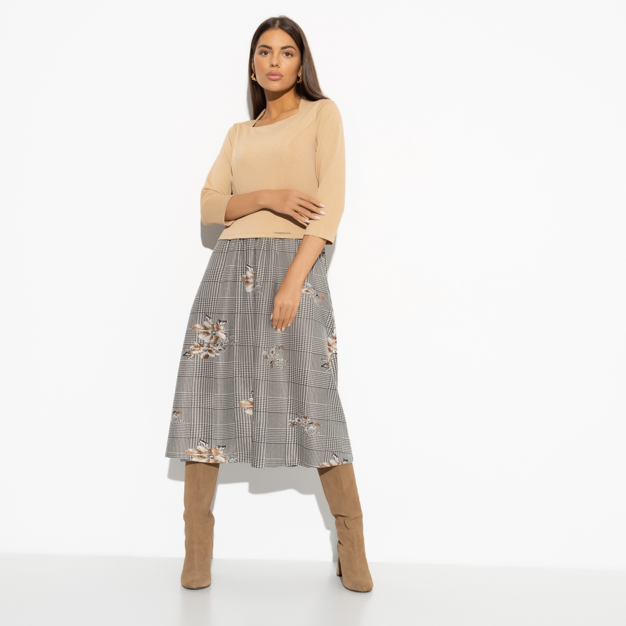 Платье Выбор эксперта (new). Состав: 65% п/э, 30% вискоза, 5% спандекс