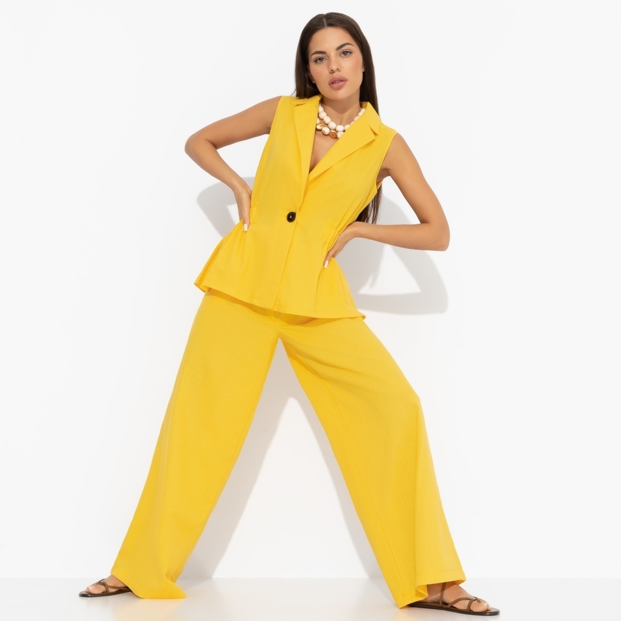 Брюки Легкость льна (желтые). Состав: 65% лен, 35% п/э