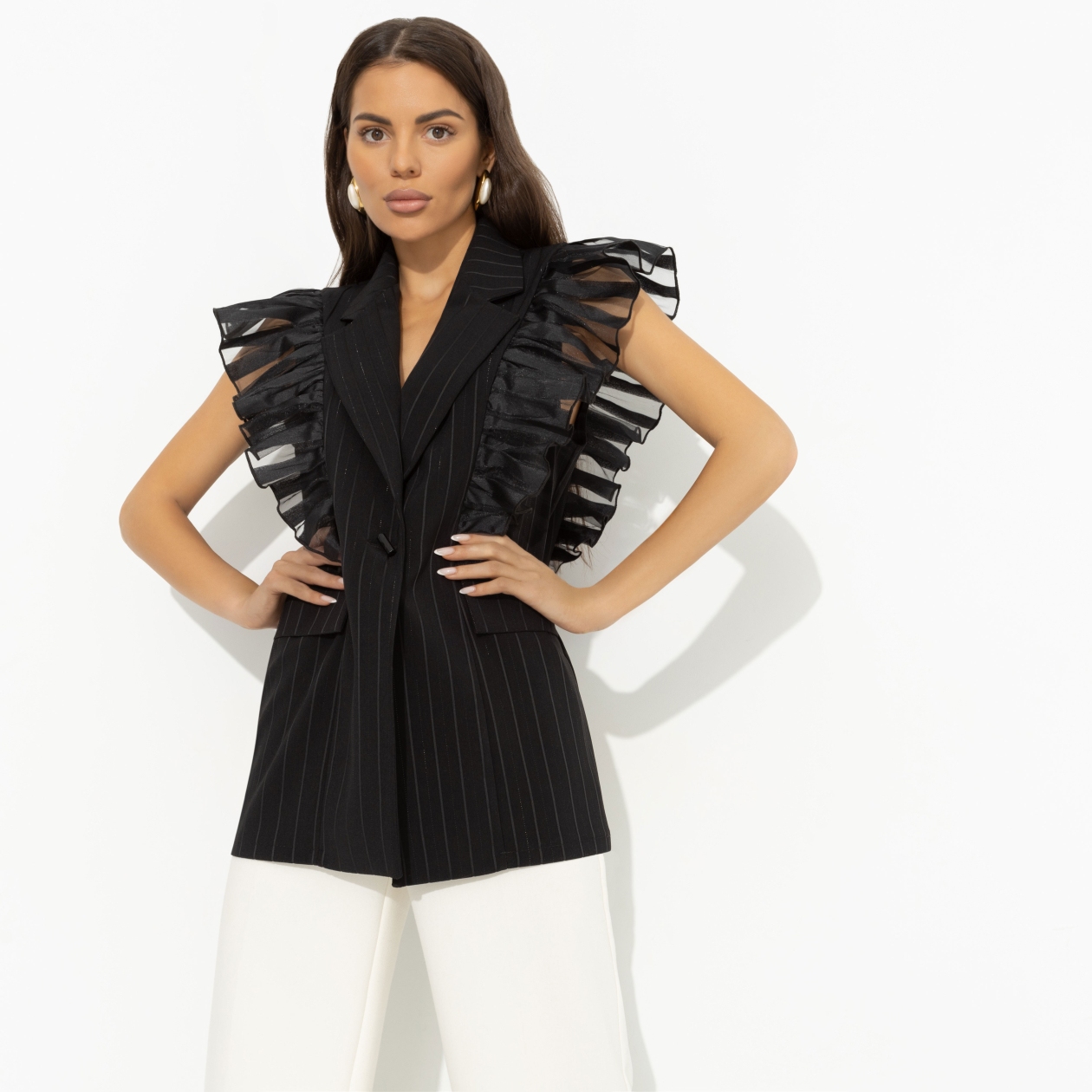 Это восторг (black). Состав: 65% п/э, 30% вискоза, 4% эластан, 1% мет. нить