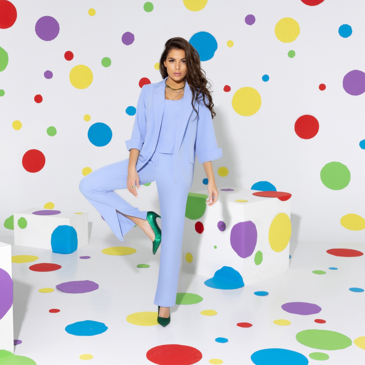 Брюки Деловые аккорды (небесный шик). Состав: 60% полиэстер, 37% вискоза, 3% спандекс