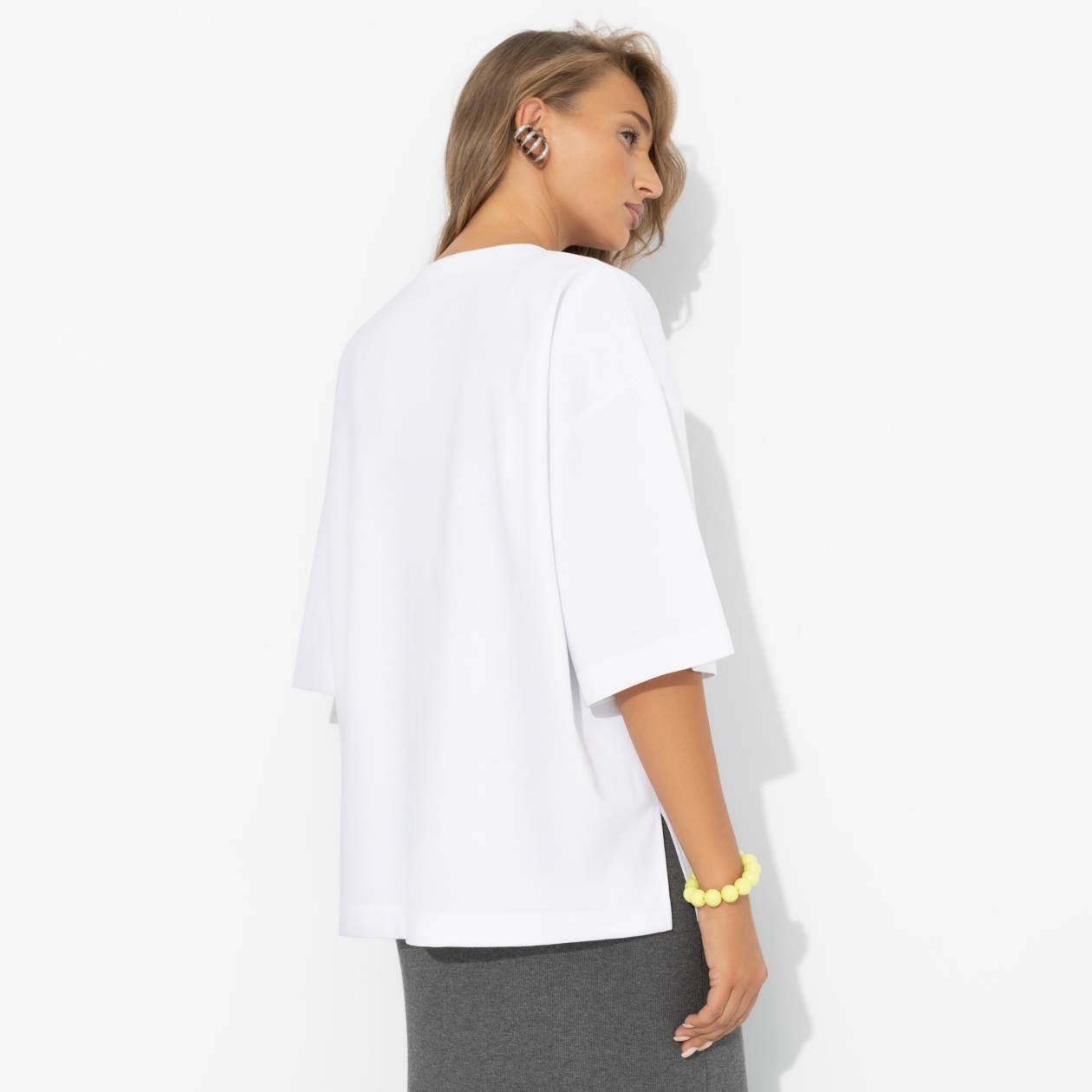 Футболка Мода-мания. Состав: 65% полиэстер, 30% вискоза, 5% стрейч