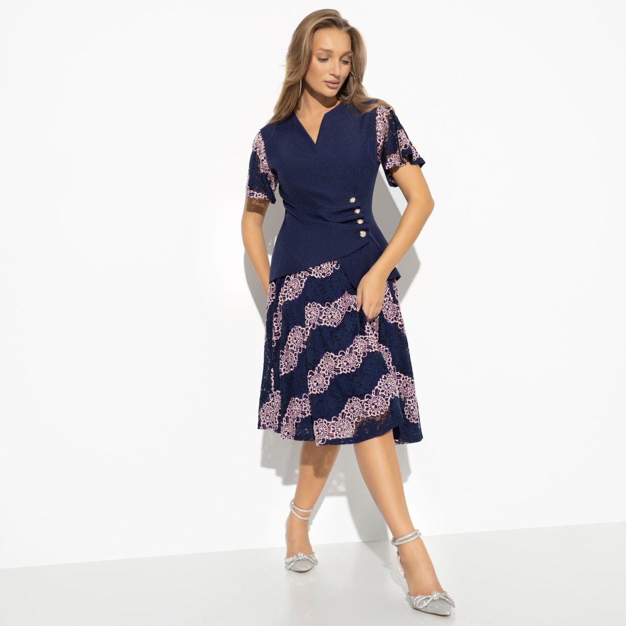 Костюм с юбкой Шаг к тебе (2 в 1). Состав: 95% п/а, 5% спандекс