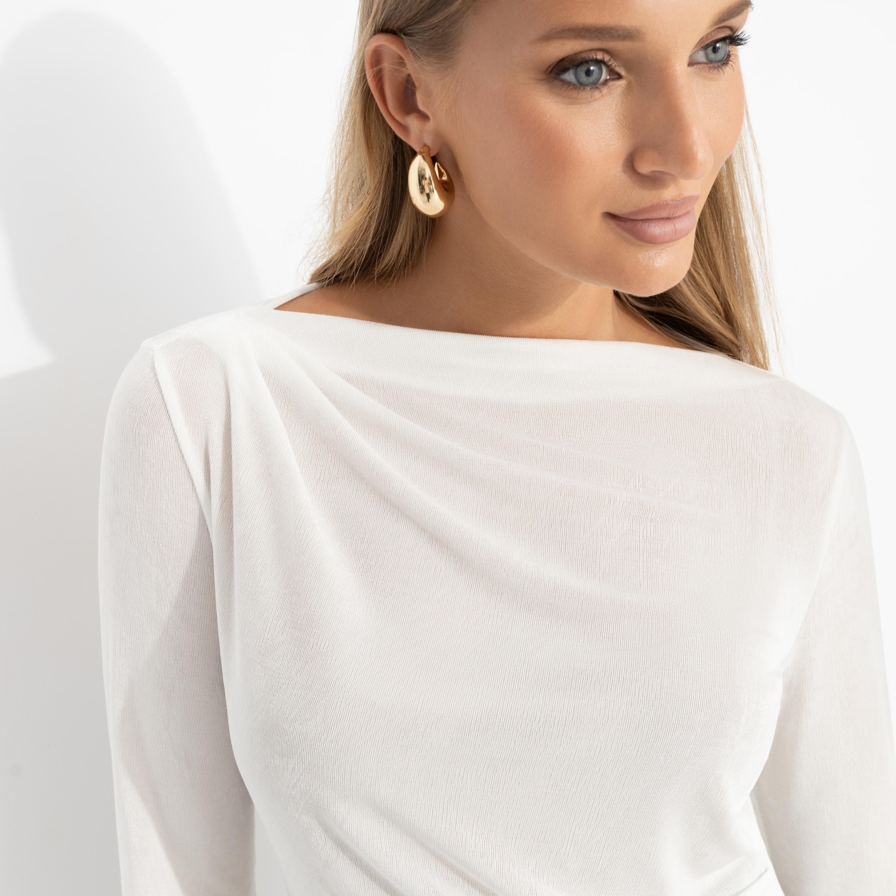 Лонгслив Линия утончённости. Состав: 95% п/э, 5% эластан