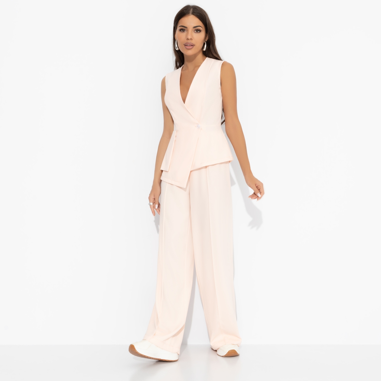 Стильный лидер (peach). Состав: 72% п/э, 22% вискоза, 6% спандекс