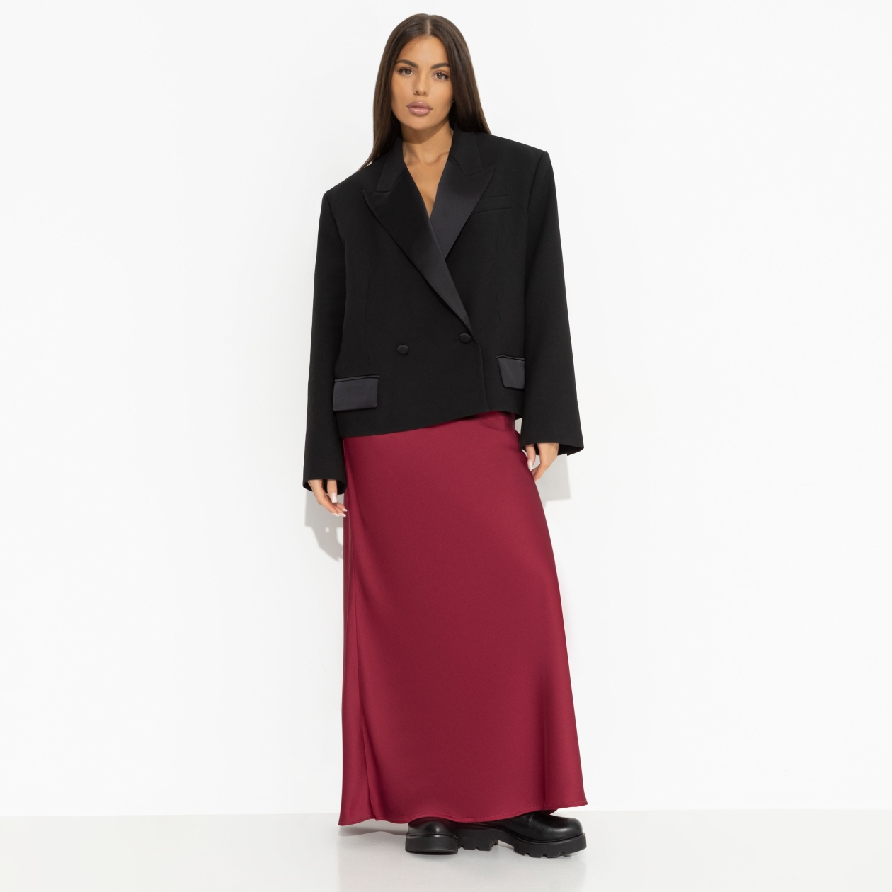 Мыслить иначе. Купить женский Юбка оптом от производителя.