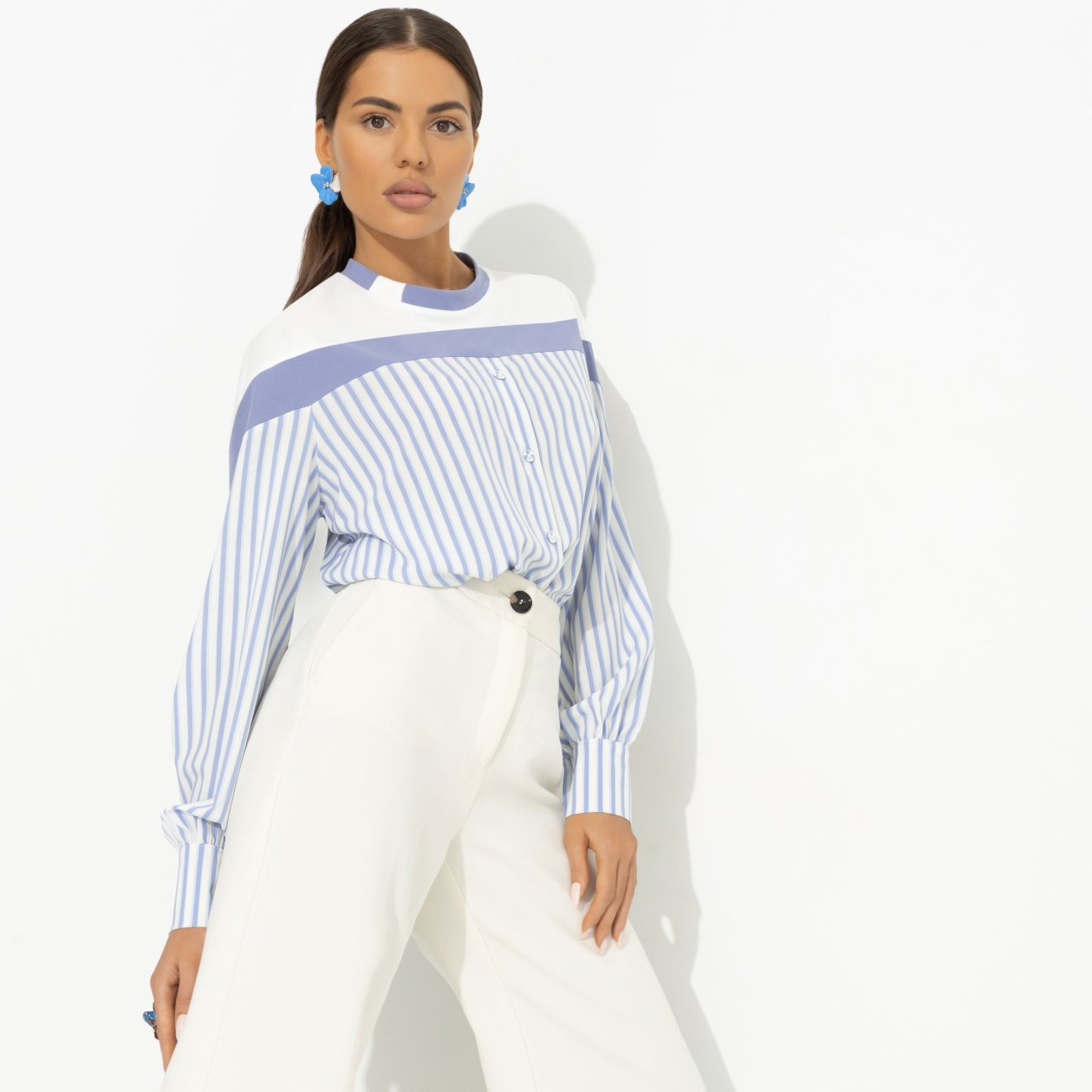 Всплеск эмоций (blue). Состав: 85% полиэстер, 10% вискоза, 3% эластан, 2% нейлон