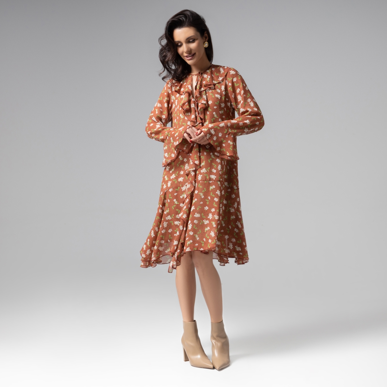 Платье Для восхищенных взглядов (brown). Состав: 98% п/э, 2% спандекс