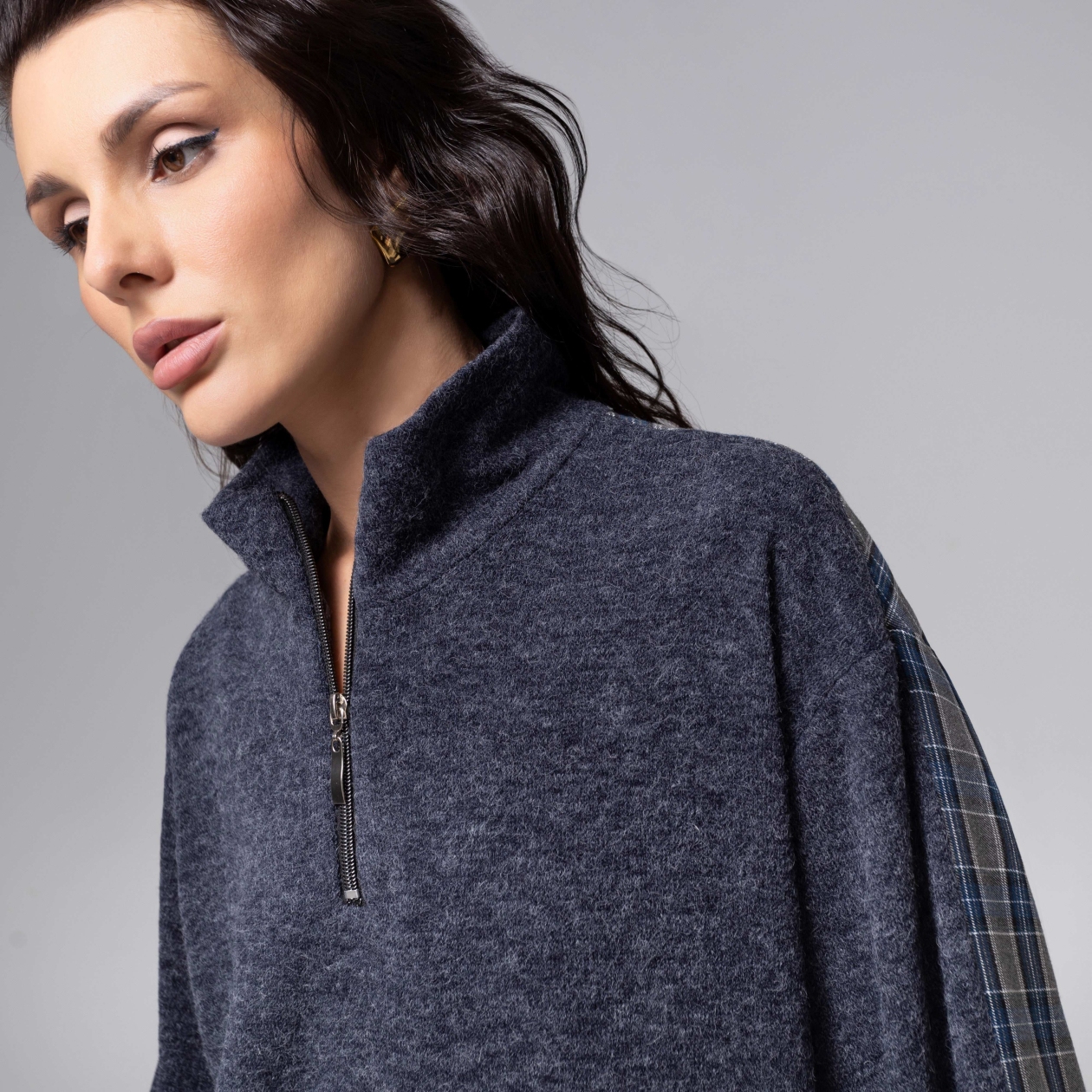 Путешествие начинается (синяя туманность). Состав: 65% п/э, 15% ангора, 15% акрил, 5% спандекс